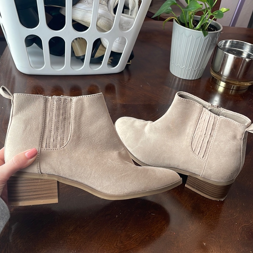 COPY - Old Navy Tan Booties Size 6